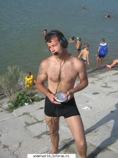 POZE DE LA CARIERA SUPER TARI! - Poate Ca Nu Stiati Ca Eu Eran DJ pe Plaja :)) :D - Poze